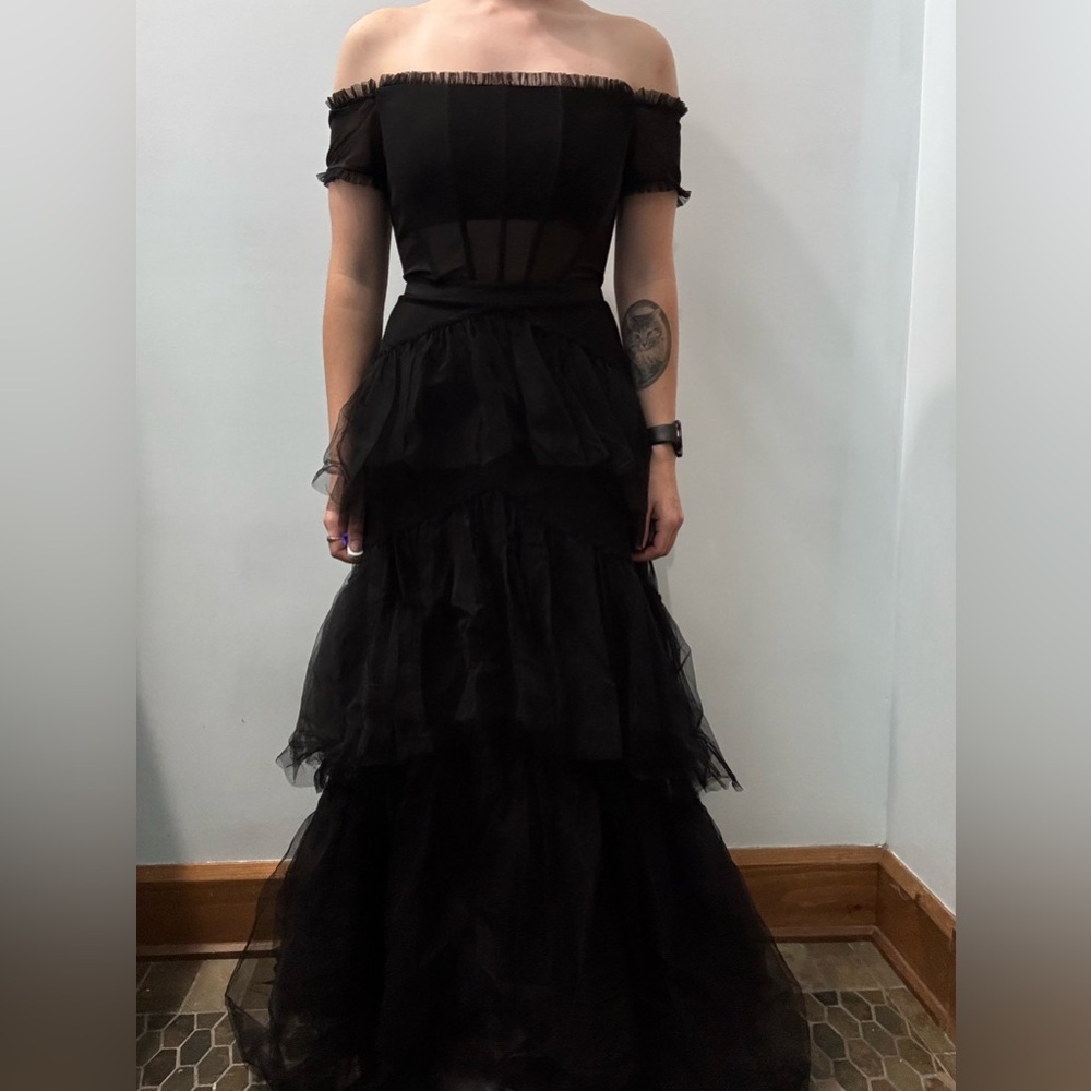 Black off-shoulder Tiered Ruffle Prom Dress